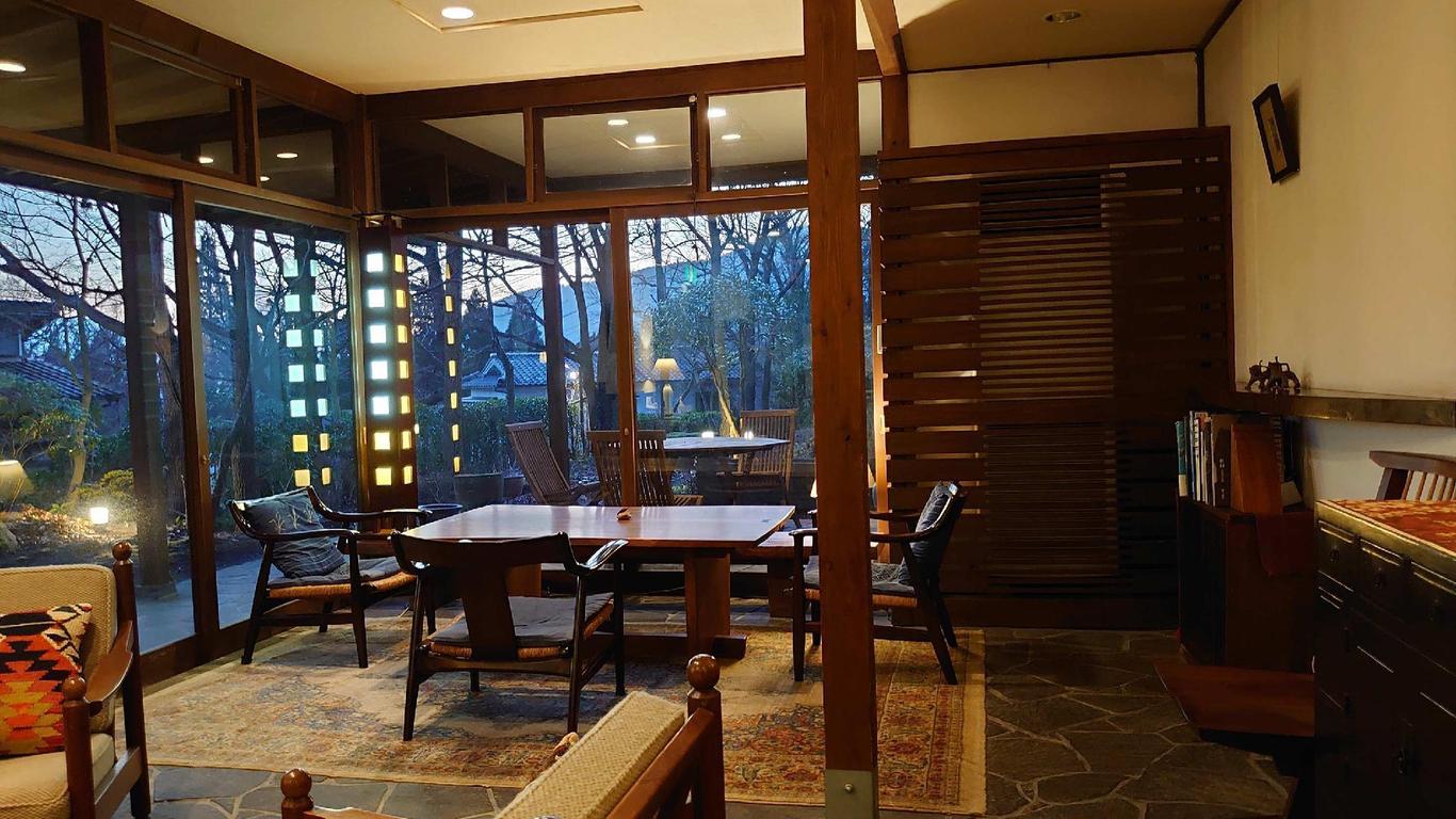 Yufuin Onsen Auberge Kunugiya