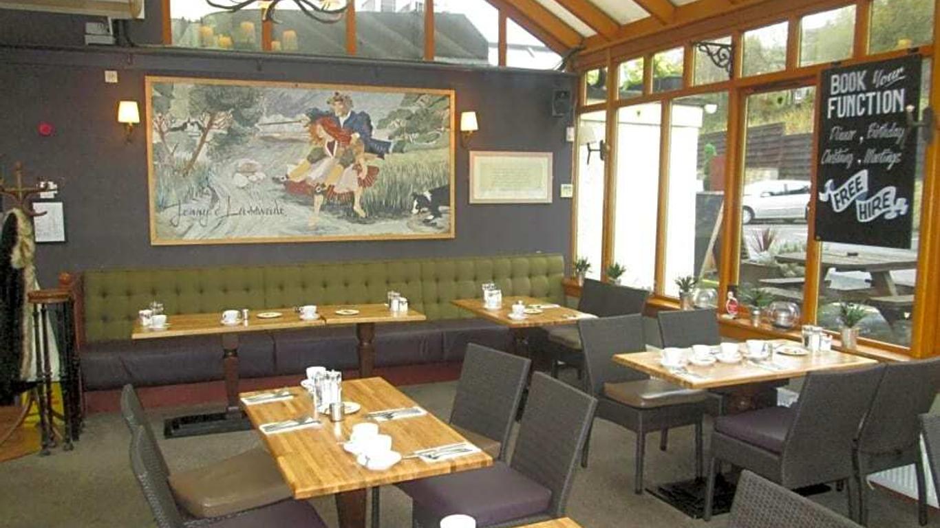 Laird And Dog Inn
