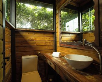 Grajagan Surf Resort - Ilha do Mel