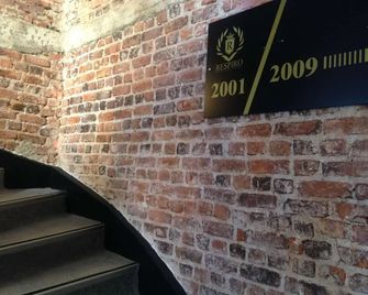 Respiro Boutique Hotel - Büyükçekmece - Stairs