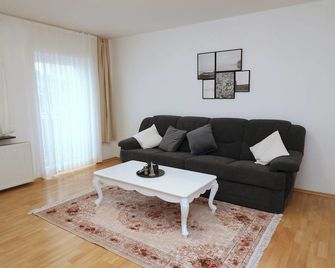 Aparthotel Kompass A 404 - Essen - Living room