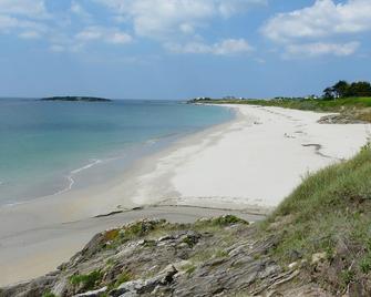 Cottage 4-5 people on enclosed garden, close to beaches - Trégunc - Plage