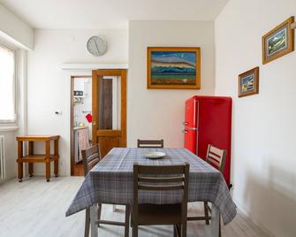 Rogoredo Nest - San Donato Milanese - Sala pranzo