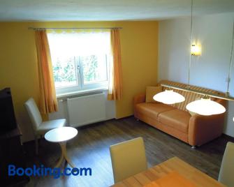 Ferienhaus Höchhäusl - Werfenweng - Sala de estar