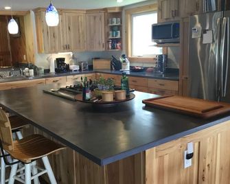 Spectacular Adirondack Lakefront Home - Saint Regis Falls - Kitchen