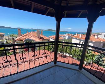 Cunda Villa Anka - Ayvalik - Balcony