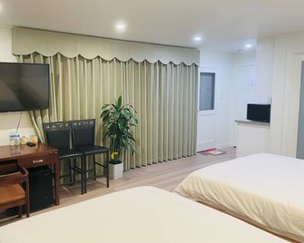 Quiet Private Room Near Sfo With Free Parking - San Bruno
