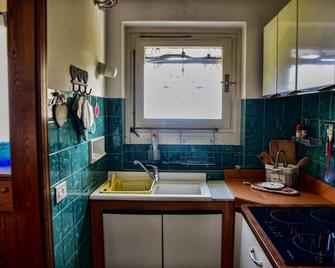 Ca' Maria Narciso by Wonderful Italy - Bellagio - Kitchen
