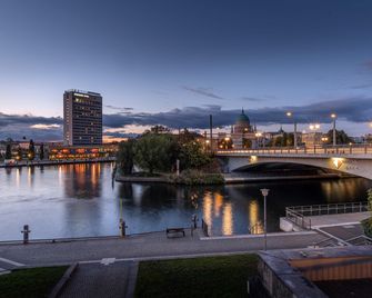 Mercure Hotel Potsdam City - Potsdam - Building
