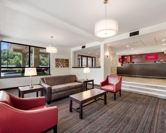 Red Roof Inn Birmingham South - Birmingham - Lobby