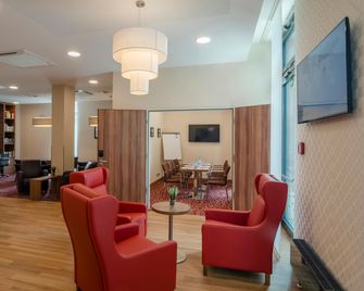 Hampton by Hilton Frankfurt City Centre Messe - פרנקפורט אם מיין - טרקלין