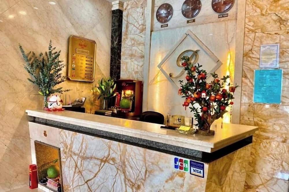 Ruby Star Hotel - הו צ'י מין סיטי - דלפק קבלה