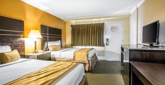 Rodeway Inn Boardwalk - Atlantic City - Bedroom