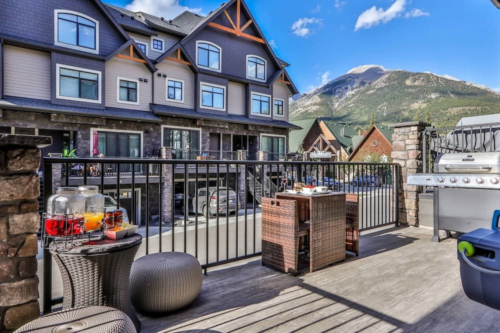 Nomad By Samsara Resort - Panorama Top View - 4br & 5bth - كانمور - شرفة