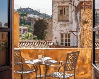 Bypillow Cluc Begur - Begur - Balkon