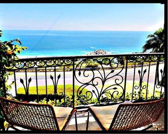 One At Victoria Guest Villa & Spa - Le Cap - Balcon