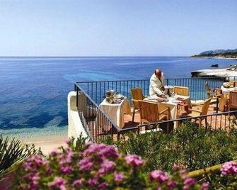 Luna Sardinia - Santa Margherita di Pula - Balcone