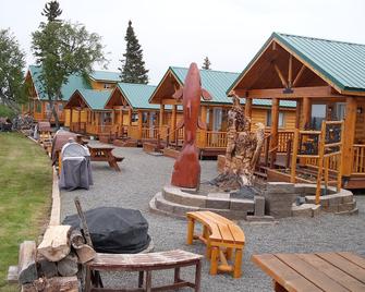 Oceanfront Vacation Cabin Rental near Ninilchik, Alaska - Clam Gulch - Patio