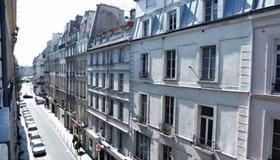 Hotel du Pont neuf - Parigi - Edificio