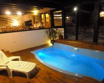 Refugio Knapp - Villa Cerro Catedral - Pool