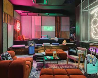 Moxy Warsaw City - Warszawa - Hol