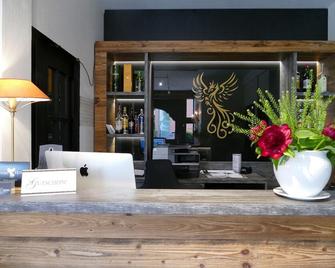 Meyers Hotel Hittfeld - Seevetal - Front desk