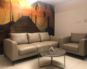 Hotel Konark - Khammam - Sala de estar