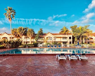 Grand Palms Spa & Golf Resort - Пемброк-Пайнс - Басейн