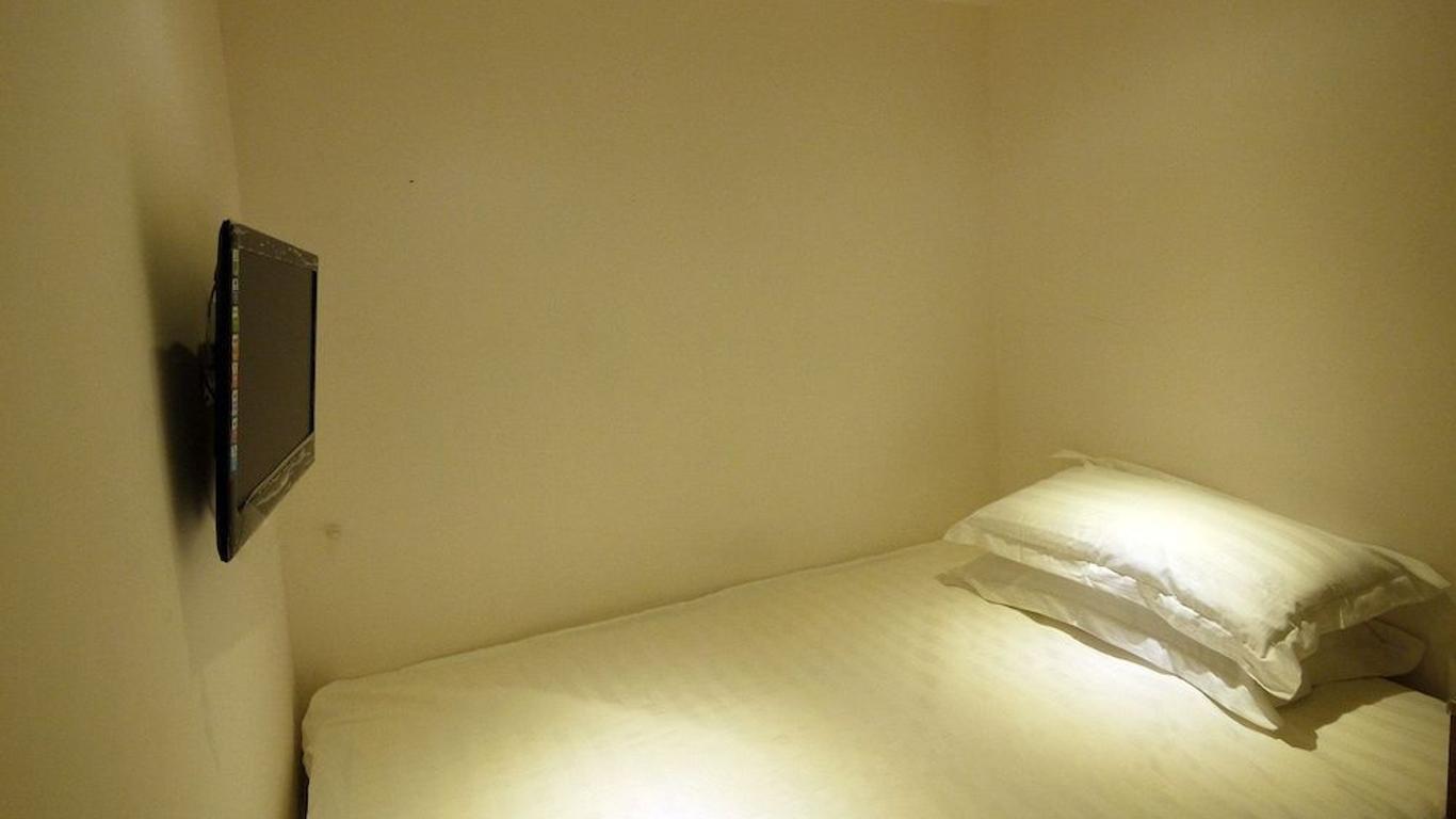 Cozy Hostel