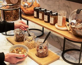 Tribe Paris Batignolles - Paris - Restoran