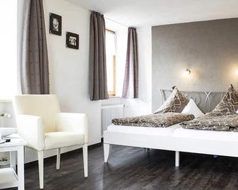 Triple Room - Pension Kramer - Grafenhausen - Chambre