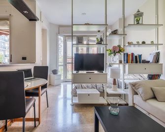 San Siro Cozy Nest - La Vista Apartments - Milan - Salon