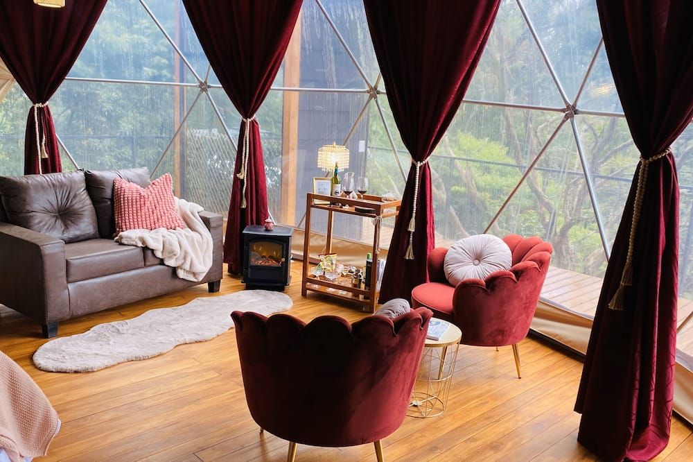 The Safira Glamping Dome - Santa Elena - Huiskamer