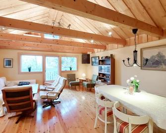 2 Bedroom Lovely Home In Klippan - Klippan - Dining room