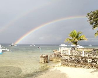 Love's Beach And Dive Resort - Moalboal - Playa