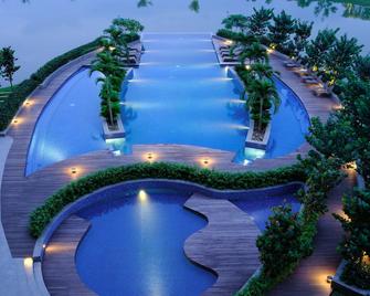 Hotel Santika Premiere Bandara Palembang - Palembang