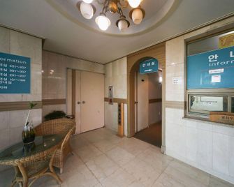 Pohang Wolpo Bali - Pohang - Front desk