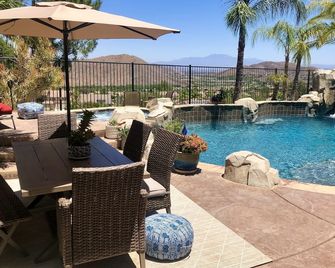 Highest Quality Beds, Pool, View & Amenities Here - Lake Elsinore - Piscina
