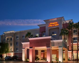 Hampton Inn & Suites Phoenix-Surprise - Surprise - Edificio