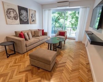أبارت هوتل تريانون ريكوليتا - بوينس أيرس - غرفة معيشة