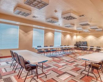 Express inn & suites - Norman - Sala de reuniões