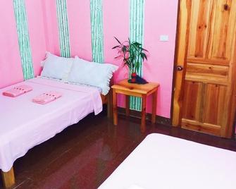 See Too Ville - Stv Home - Hostel - Sagada - Habitación