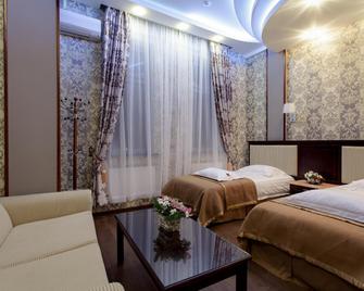 Happy Inn Hotel - Saint Petersburg - Bedroom