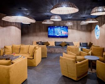 Les Pardines 1819 Mountain Suites Spa - Encamp - Sala de estar