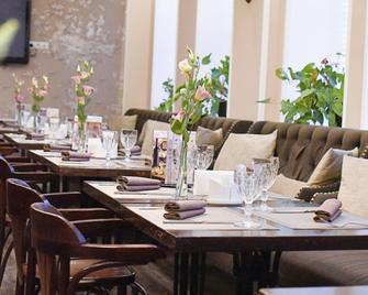 Bristol Hotel - סנט פטרסבורג - מסעדה