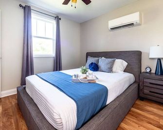 Little Jxn Gem - 5 Mins to Downtown, Walk to JSU - Jackson - Bedroom