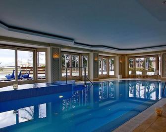 Hotel Royal - קראן-מונטאנה - בריכה