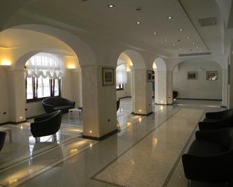 Hotel Talao - Scalea - Lobby