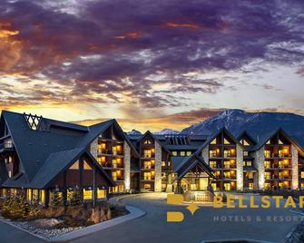 Grande Rockies Resort-Bellstar Hotels & Resorts - Canmore - Building