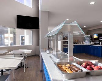 AmericInn by Wyndham Omaha Near Zoo - Omaha - Restaurant